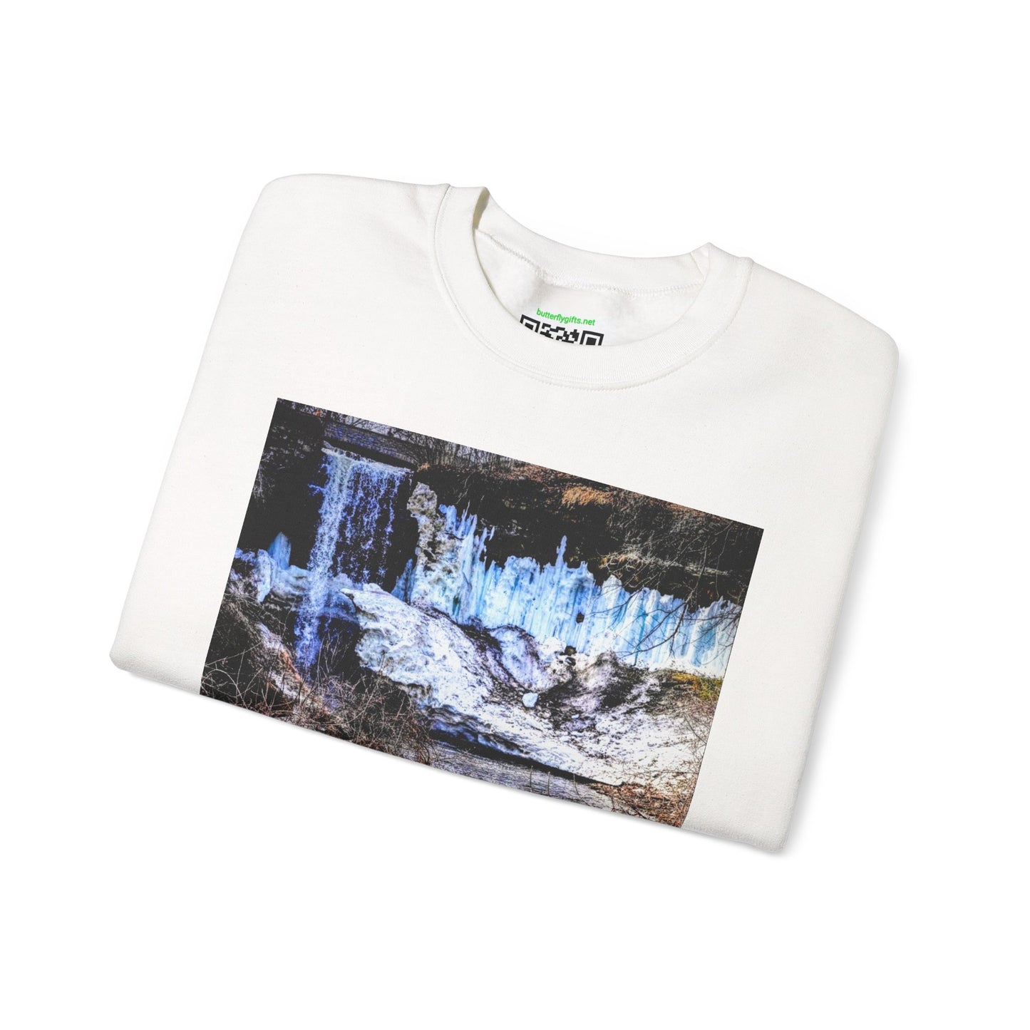 Scenic Minnesota Sweatshirt, Cozy Crewneck, Nature Lover Gift, Unisex Apparel, Vintage Travel Design, Comfortable Layering